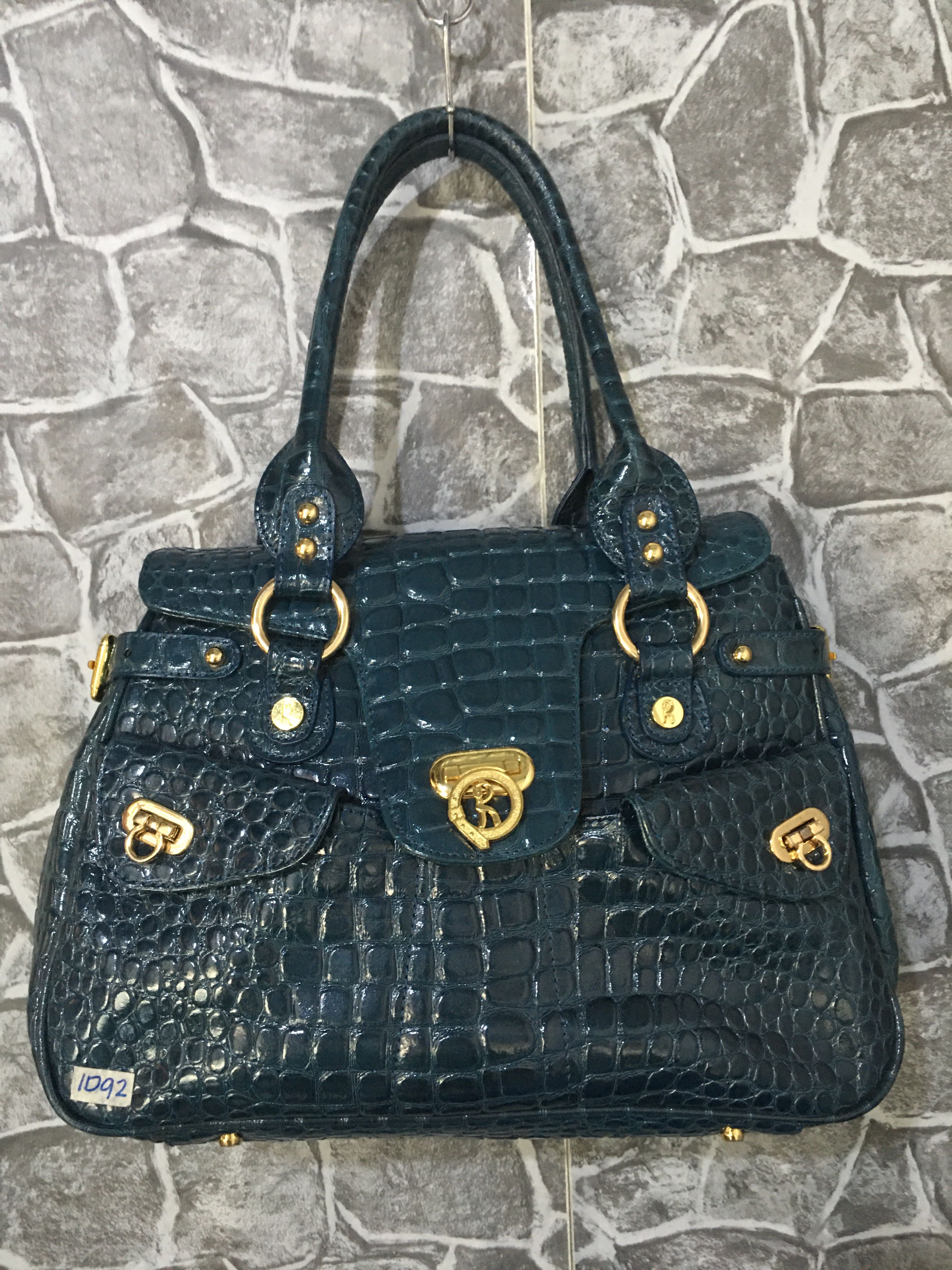 Roberta di camerino croc skin
