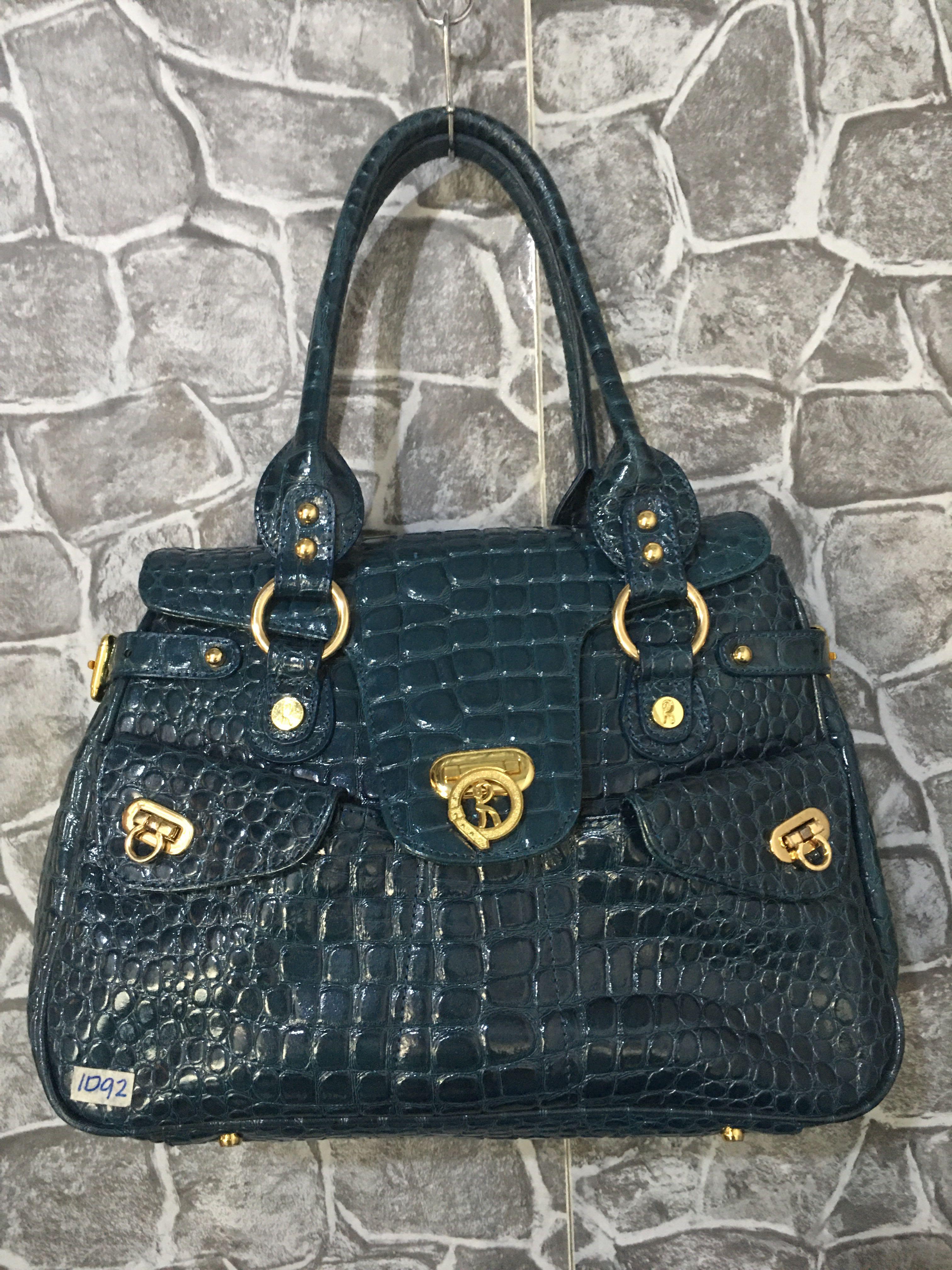 Roberta sales bag price