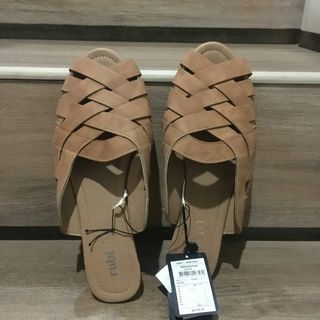 (Kategori: ) berada di . Dikirim oleh niknit_preloved (ID iklan 1009491415, Gambar 1). Deskripsi: .