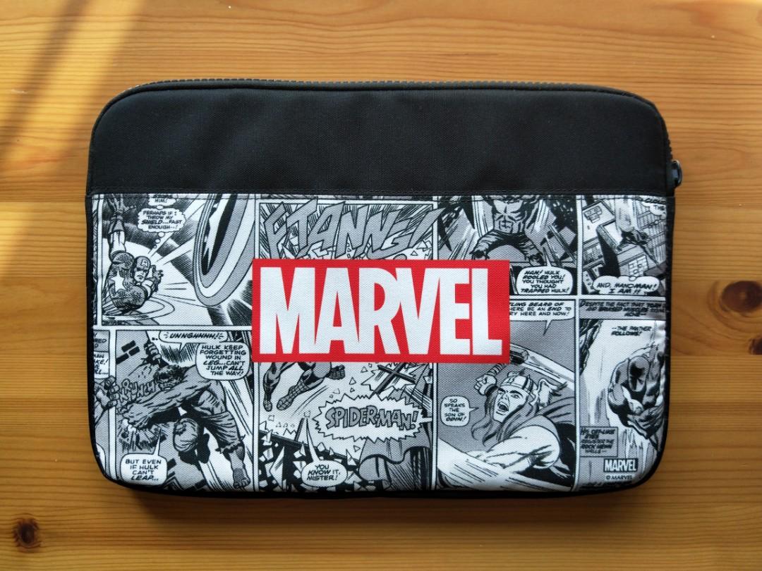 Marvel laptop sleeve top