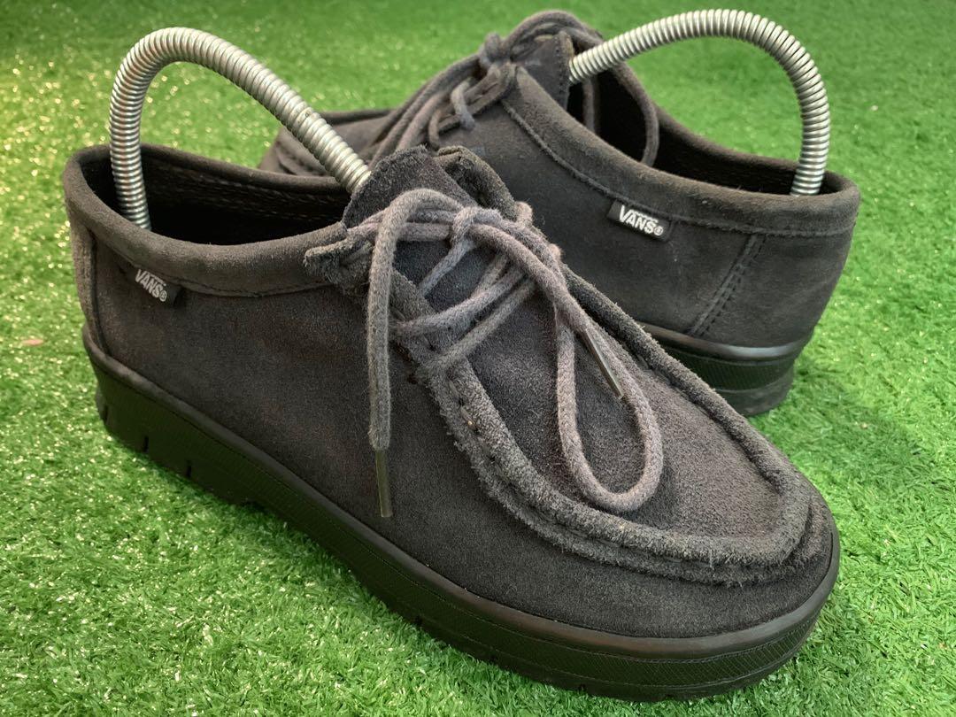 Shoes similar to sales clarks