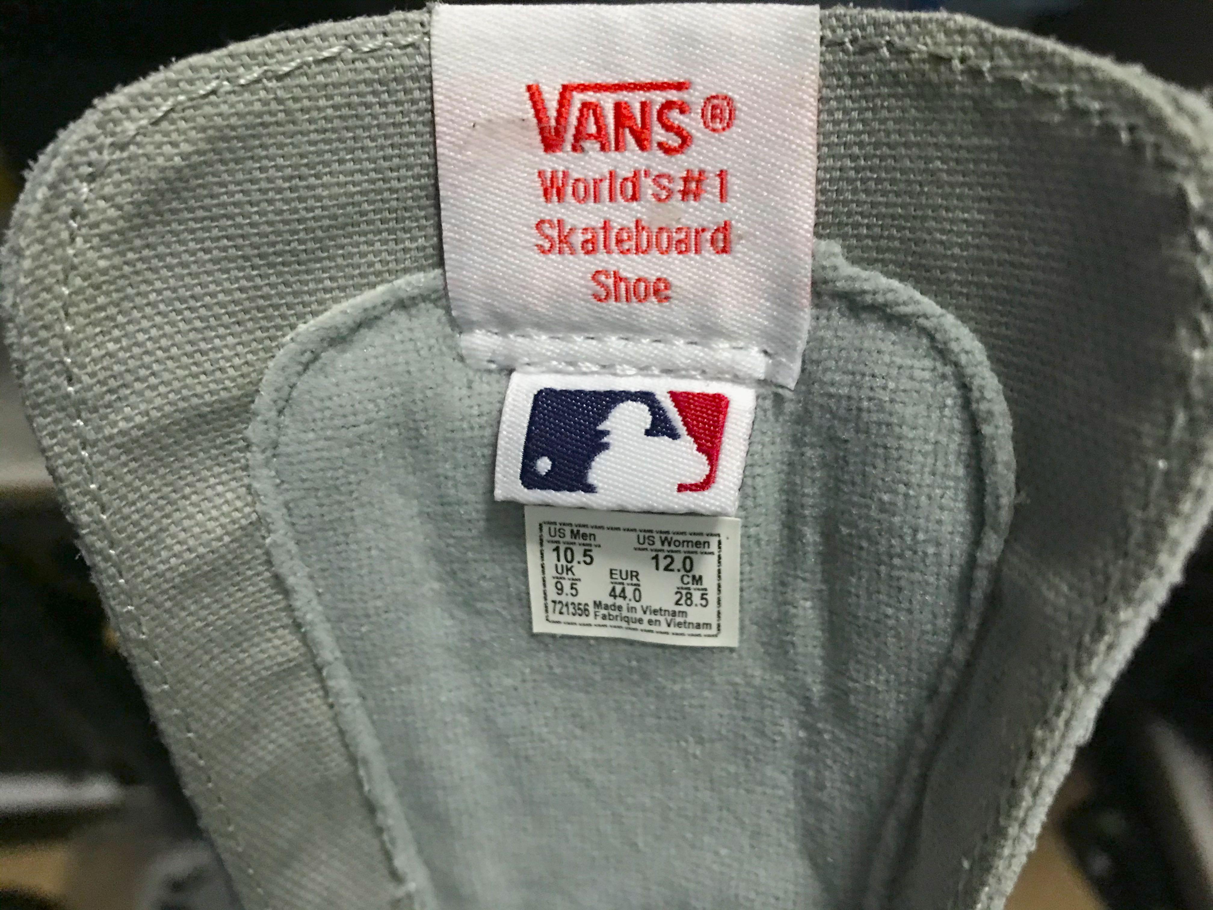 New york clearance yankees vans shoes
