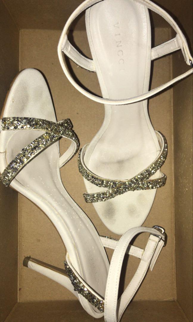 Sepatu heels hotsell vincci