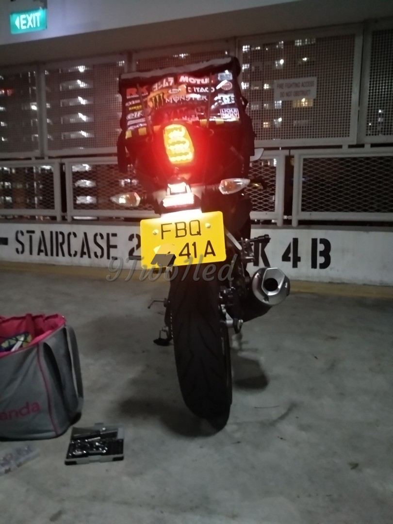 R15 v3 number plate light clearance