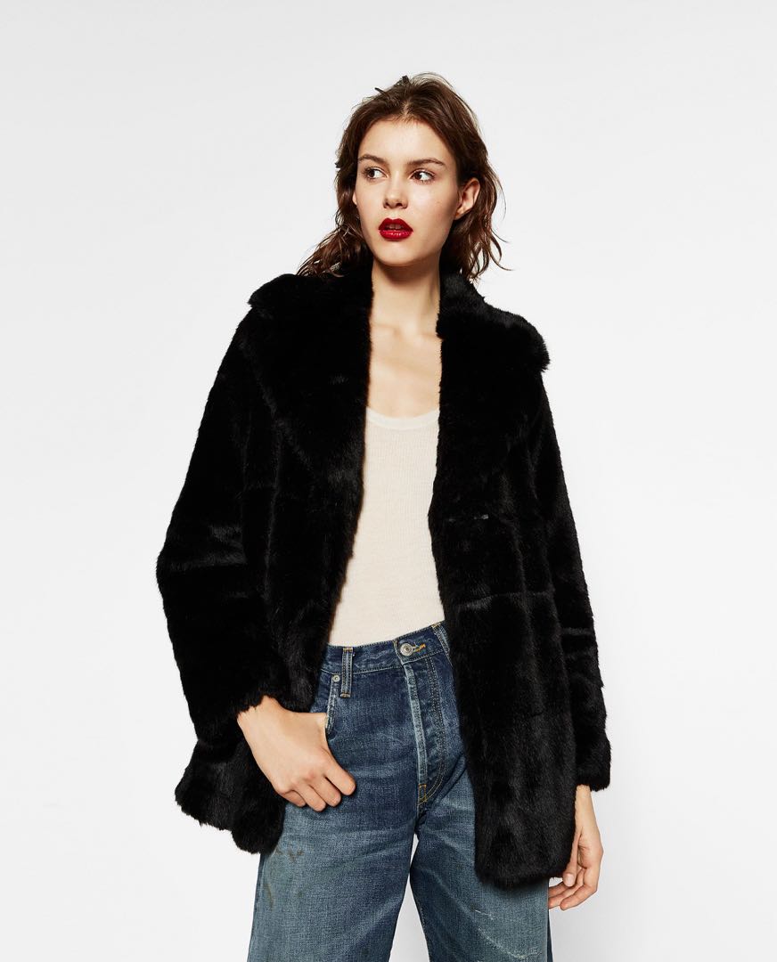 ZARA TRF Collection black short faux fur coat, Women's Fashion, Coats ...