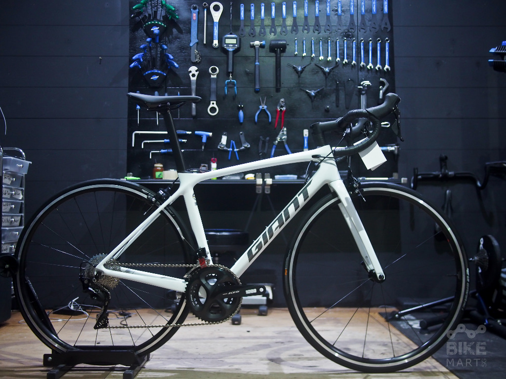 2021 giant tcr advanced 2 kom