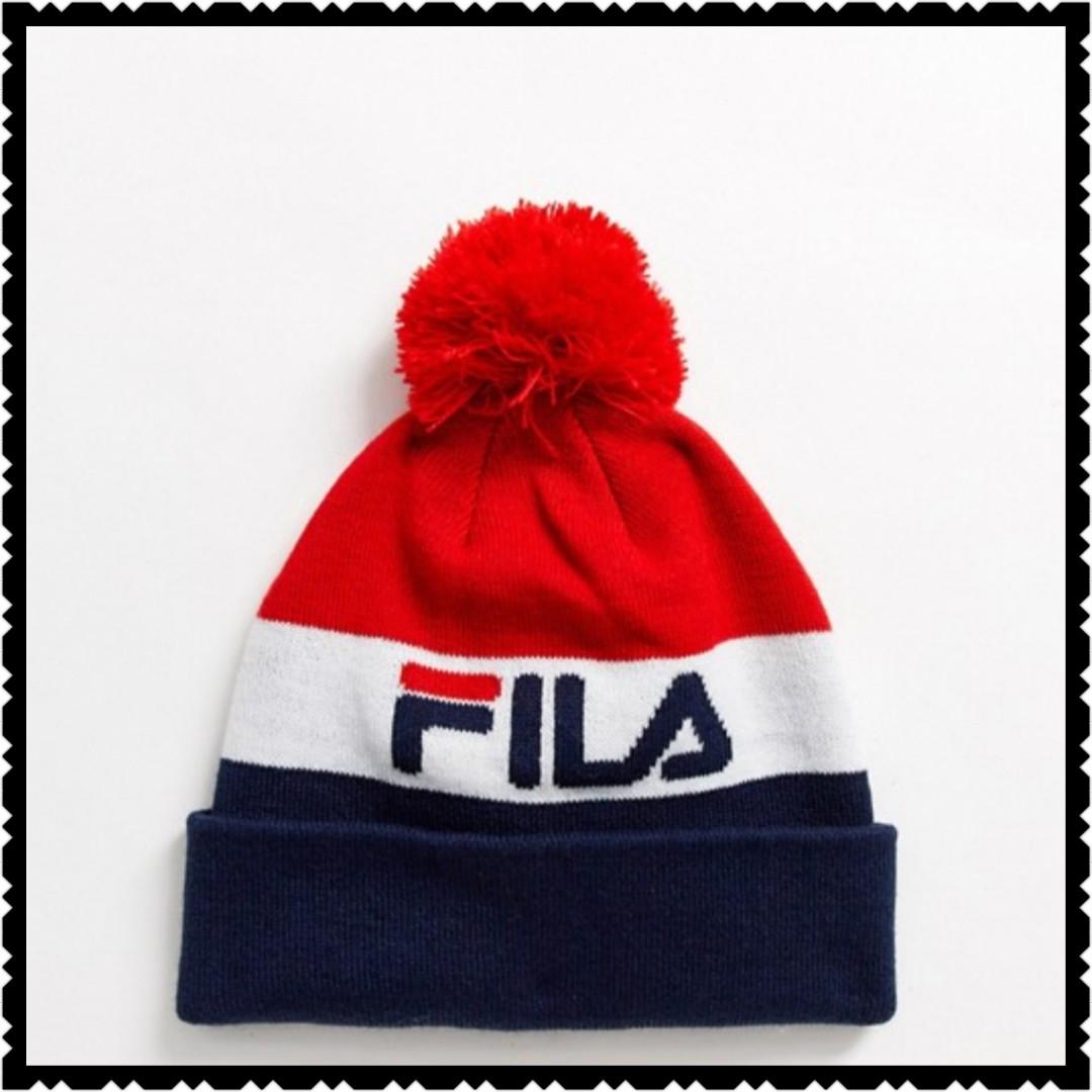 fila pom beanie