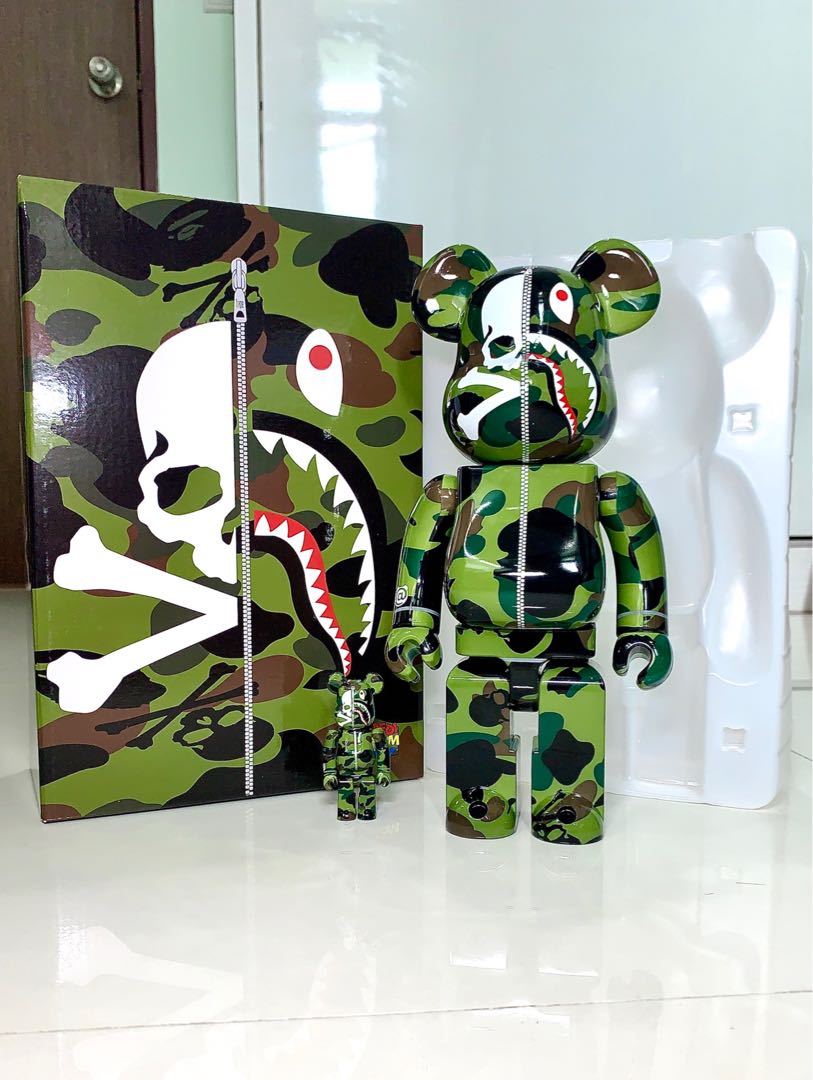 Bearbrick BAPE x Mastermind Green Camo 100% & 400%, Hobbies