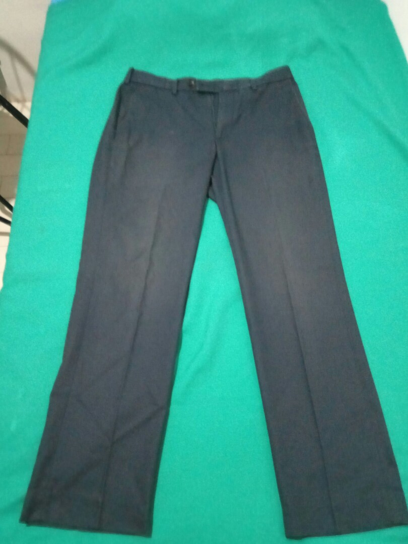  Uniqlo Celana  Panjang Bahan  Biru  Dongker Navy  Size 32 33 