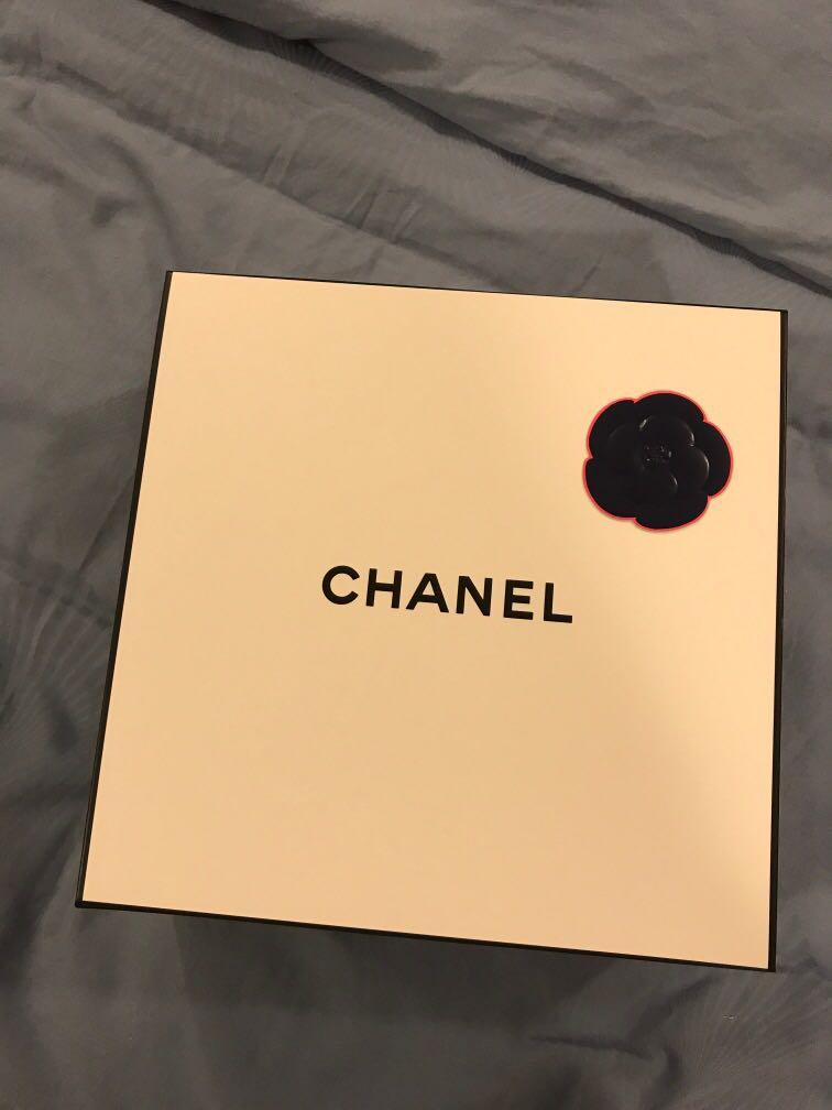 CHANEL, Other, Chanel Gift Box Completestuffingextra Pop Box