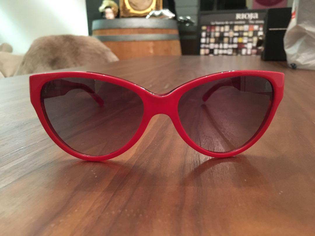 dkny red sunglasses