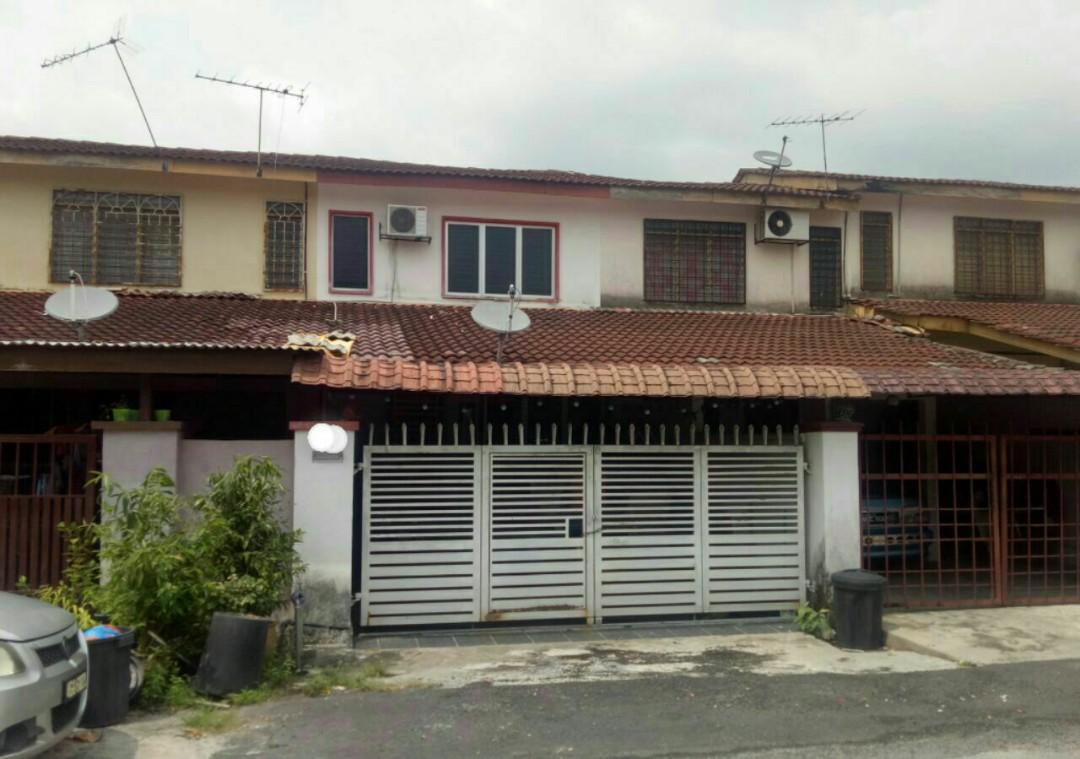 For Sale Double Storey Terrace House Seksyen 2 Bandar Rinching Semenyih Selangor Property For Sale On Carousell