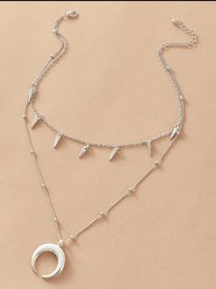 (Category: ) located in . Submitted by pleaseclearmycloset (Listing ID 1009605429, Image 1). Description: .