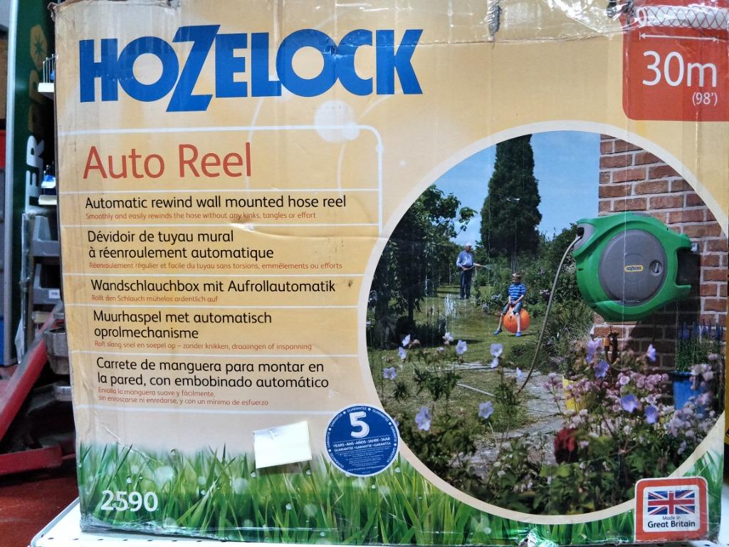 HOZELOCK AUTO REEL WITH HOSE 2590 30M/99FT, Furniture & Home Living, Gardening, Hose and Watering Devices Carousell