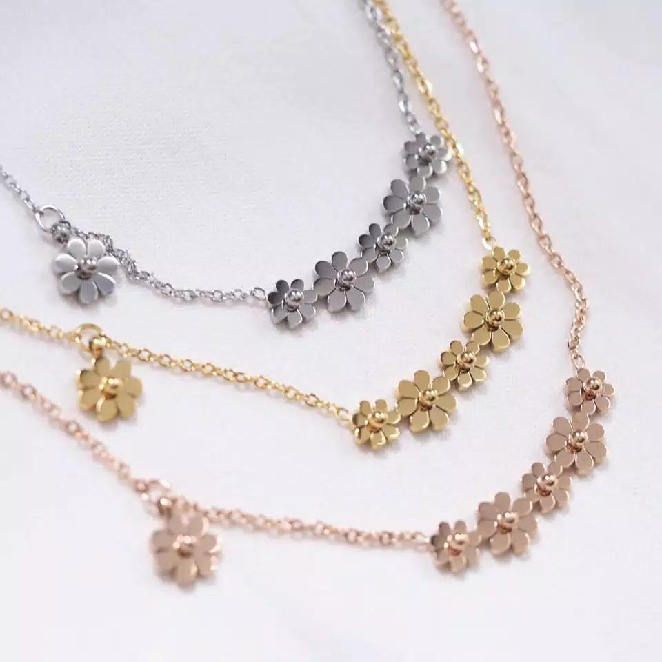 Kalung Titanium Panlandwoo Fashion Untuk Wanita Flora Yl 01 Women S Fashion Jewellery Necklaces On Carousell Belanja kuning kalung fesyen wanita terjangkau di floryday. carousell