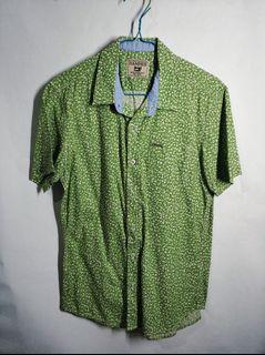 Kemeja Hijau motif kembang cowok pria HAMMER size S