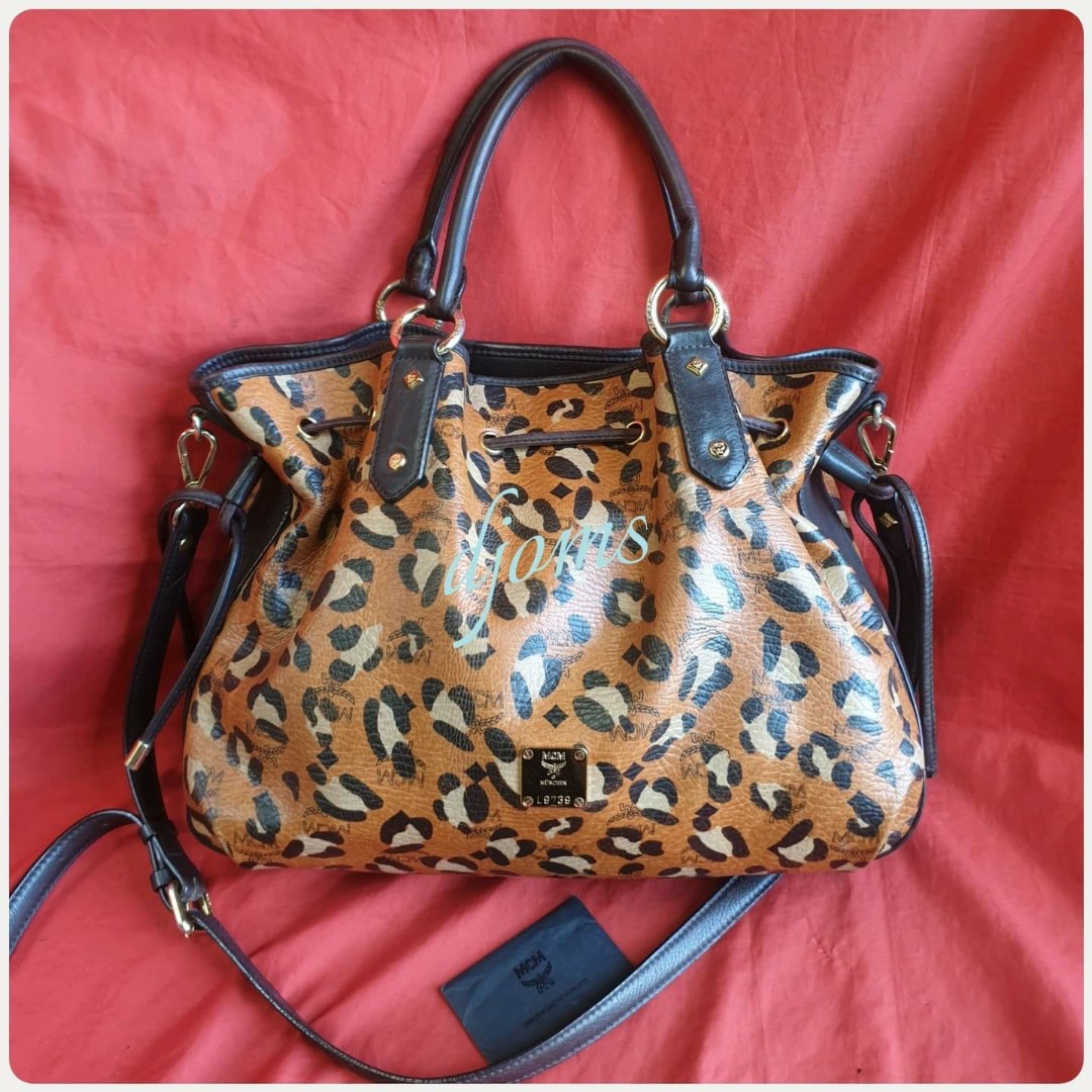 Mcm leopard tote shop