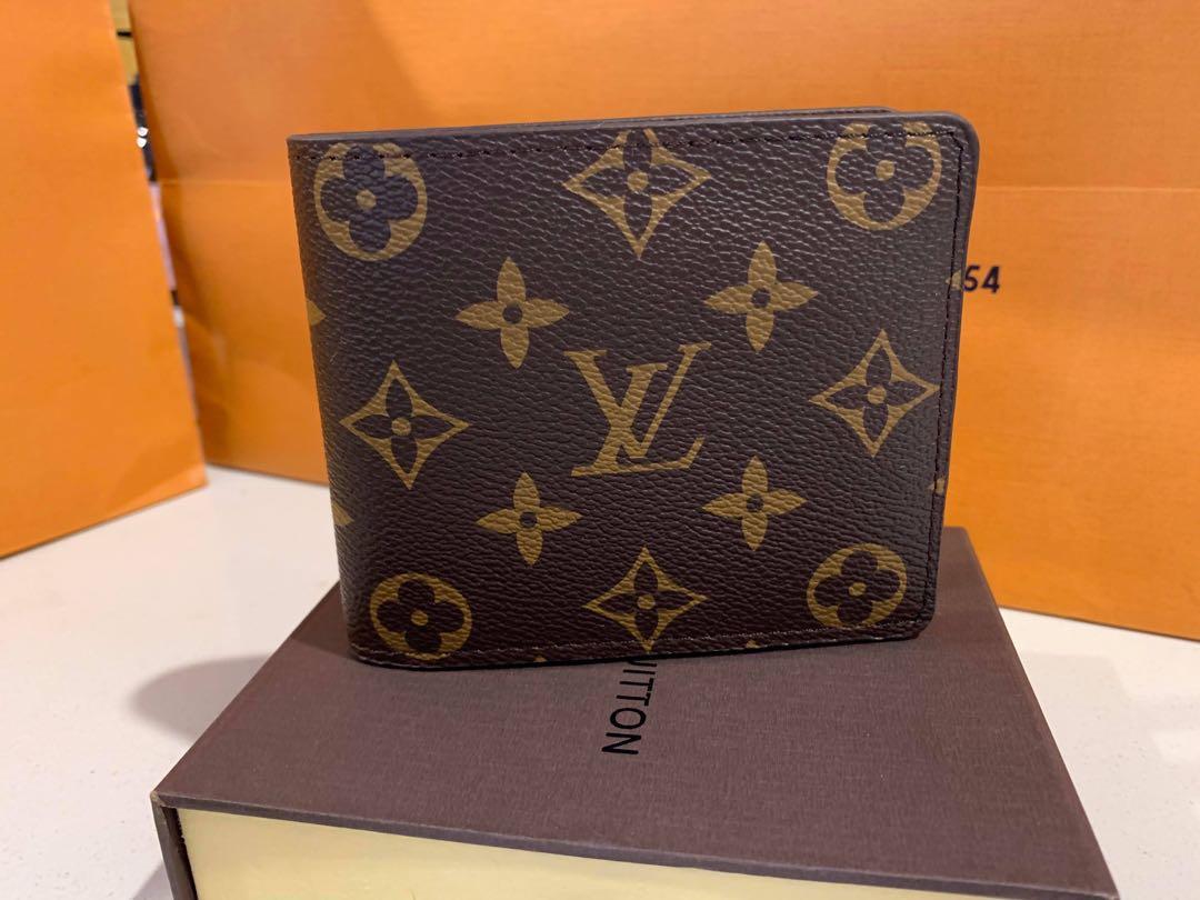 Louis Vuitton Men's Wallets