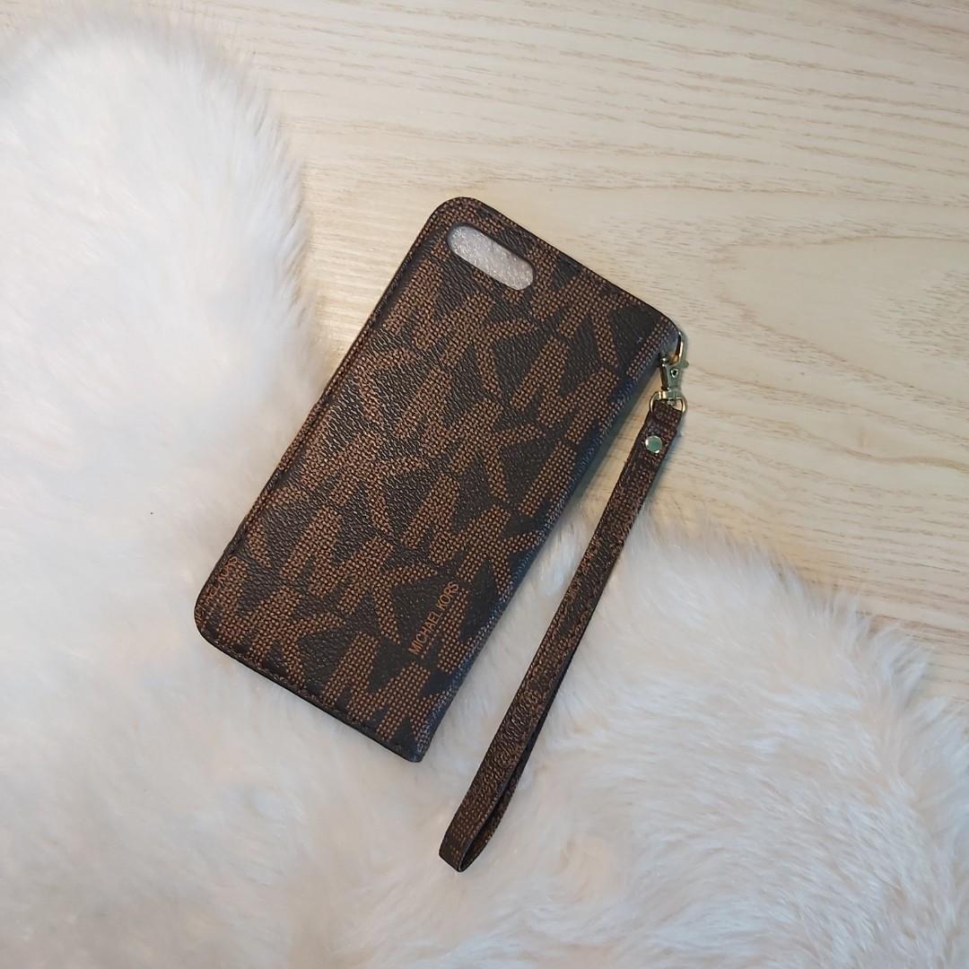 michael kors leather phone case