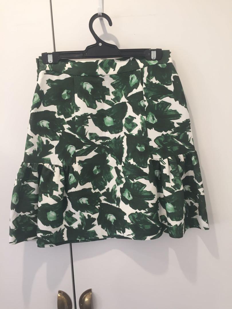 Mini Skirt Mother Of Pearl Women S Fashion Clothes On Carousell