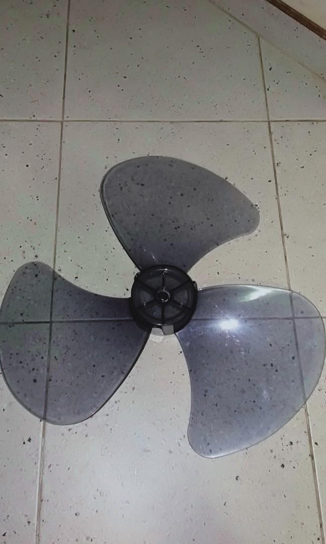 Mistral 16 Fan Blade For Stand Or Wall Fan Everything Else On Carousell
