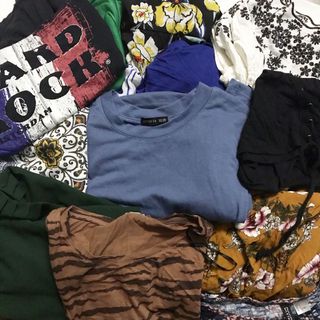(Category: ) located in . Submitted by dope_wardrobe (Listing ID 1009698377, Image 1). Description: .