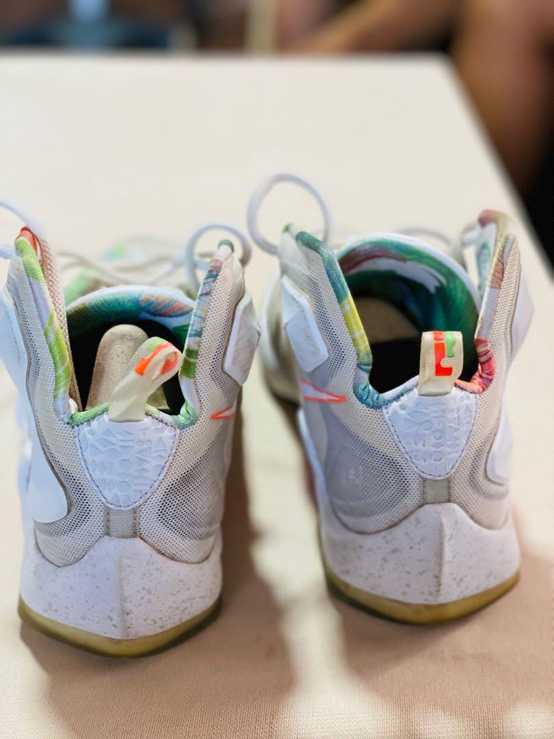 Lebron 13 outlet easter