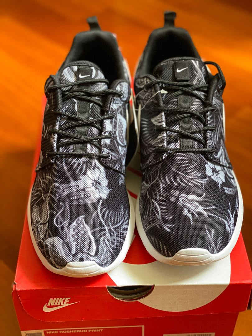 nike roshe run print