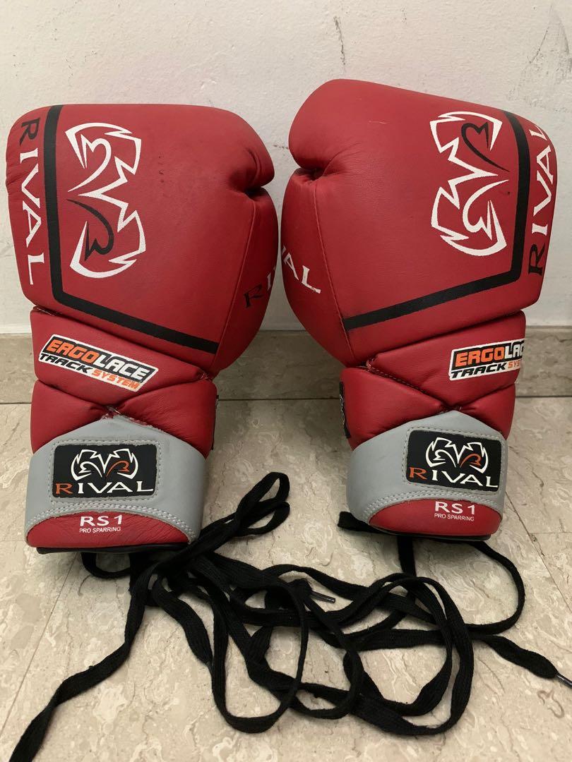 Rival Lace up Boxing gloves 16oz, Sports Equipment, Sports & Games