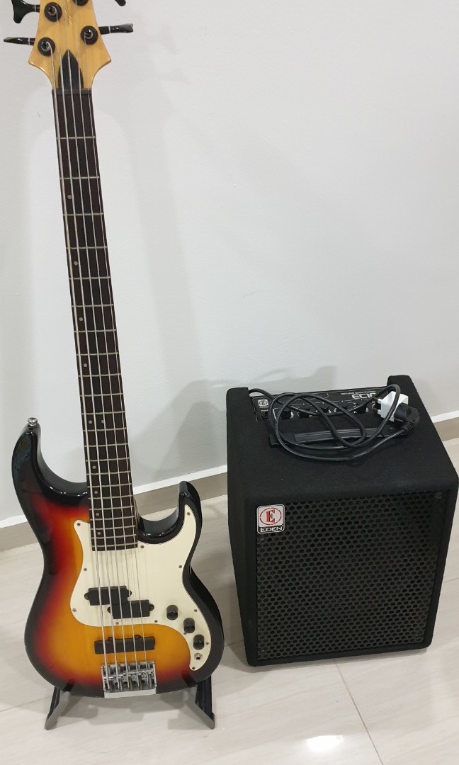 Samick 5 String Bass Guitar with Eden ESeries Amplifier, Hobbies
