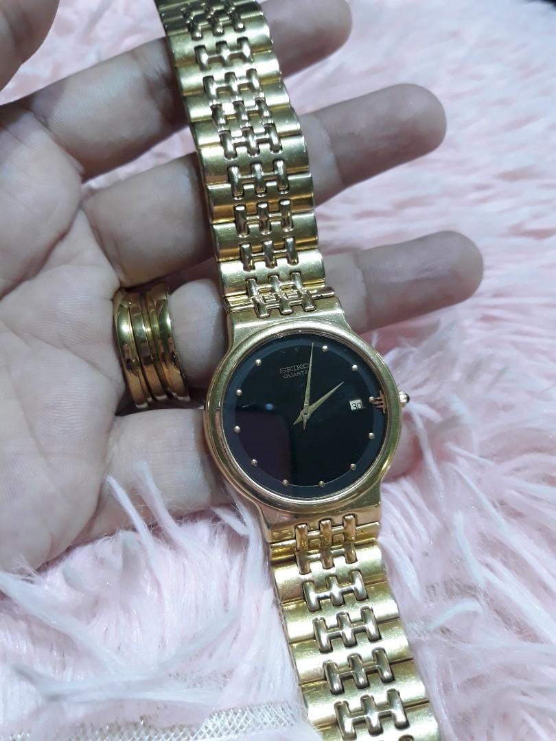 Seiko Gold watch black face, Women's Fashion, Watches & Accessories, Watches  on Carousell