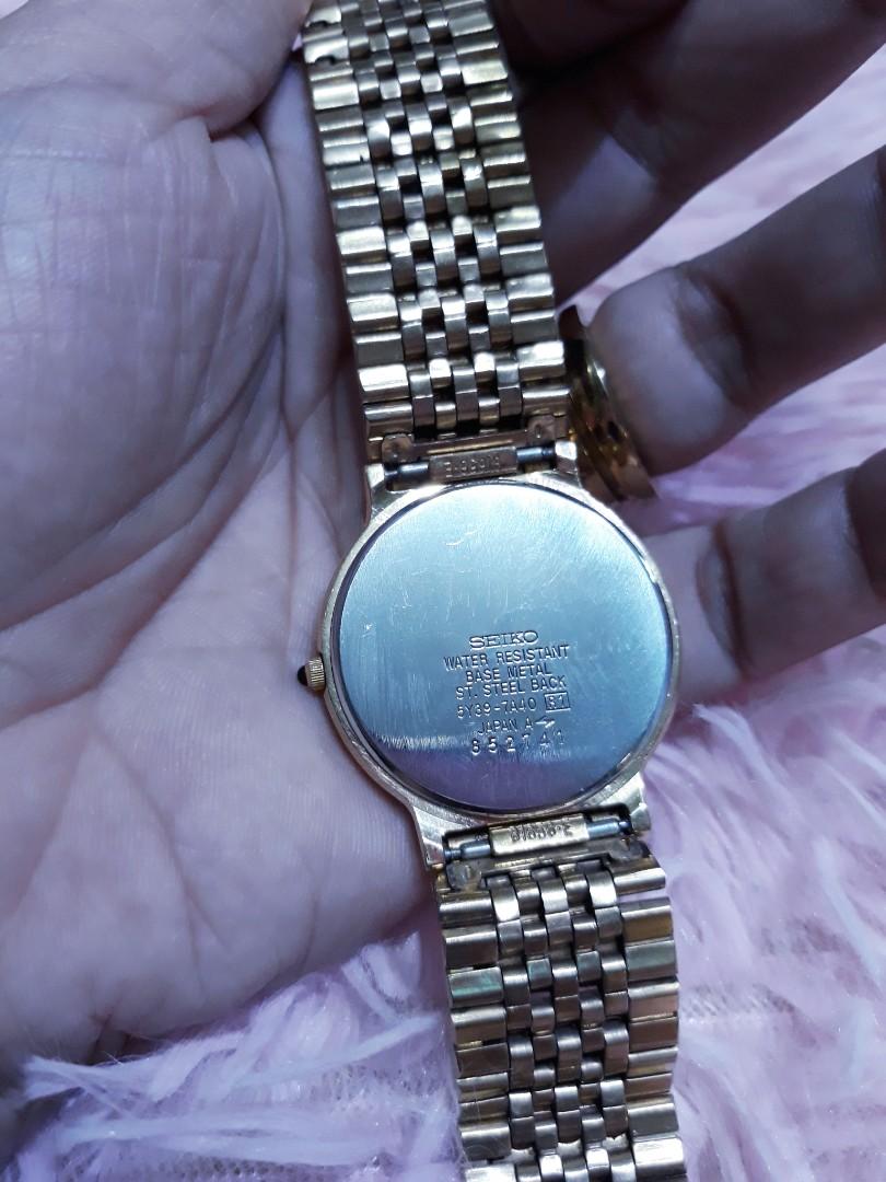 Seiko Gold watch black face, Women's Fashion, Watches & Accessories
