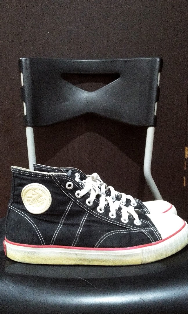 Sepatu Warrior Hitam High Fesyen Pria Sepatu Sneakers Di Carousell