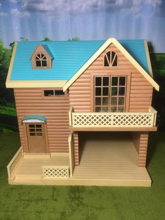 sylvanian families larchwood lodge