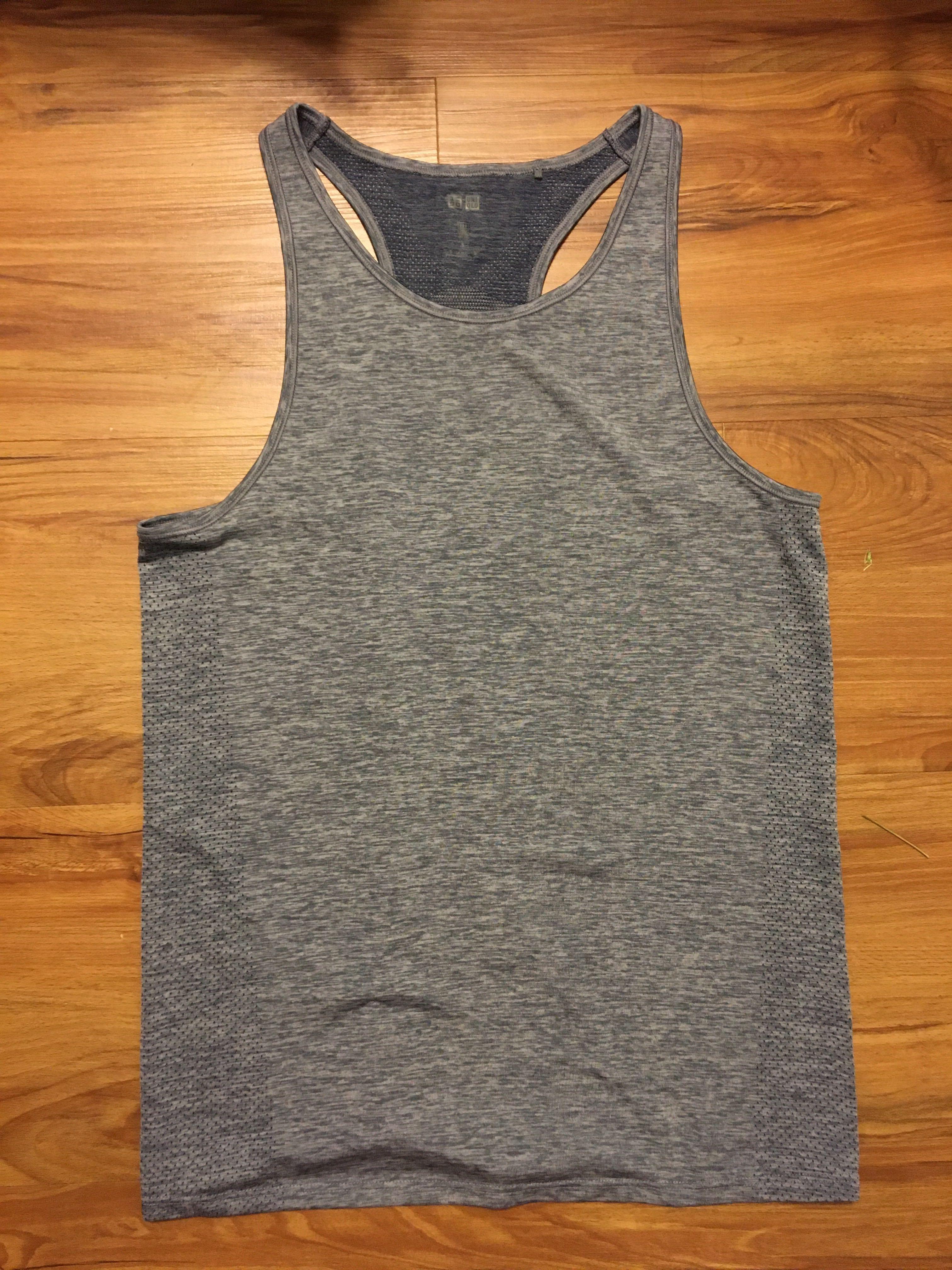 Uniqlo Airism exercise tank top in grey size S (women’s), Sports ...