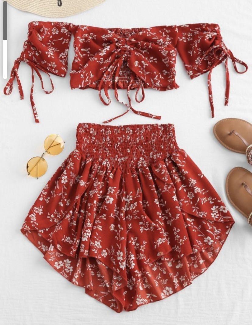 Off shoulder cinched floral set clearance