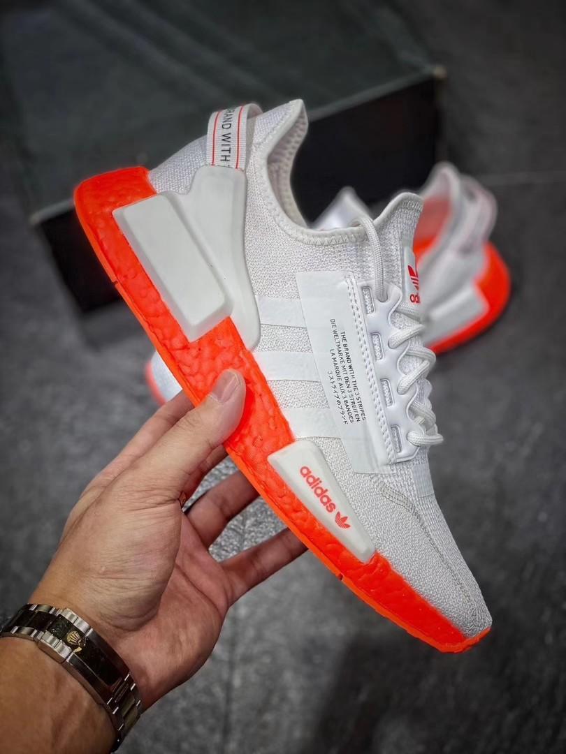 Adidas NMD_R1 V2 FX3902, Men's Fashion, Footwear, Sneakers on Carousell