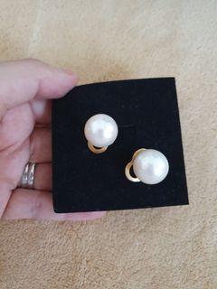 Authentic South Sea Pearls Earrings