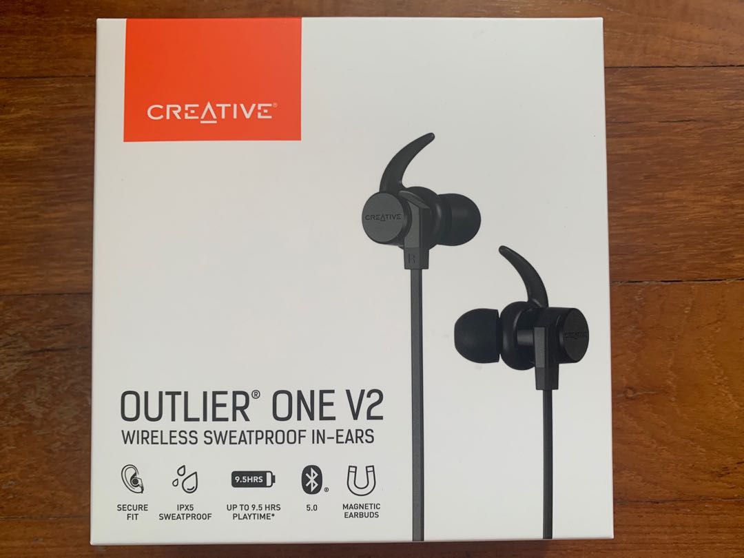 creative outlier one v2