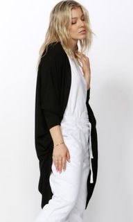 (Category: ) located in . Submitted by shopwitthme (Listing ID 1004133704, Image 1). Description: .
