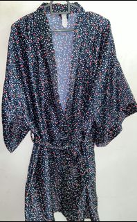 (Category: ) located in . Submitted by shopwithloveee (Listing ID 1004211434, Image 1). Description: .