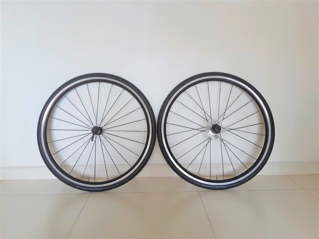 bontrager r1 700 x 25