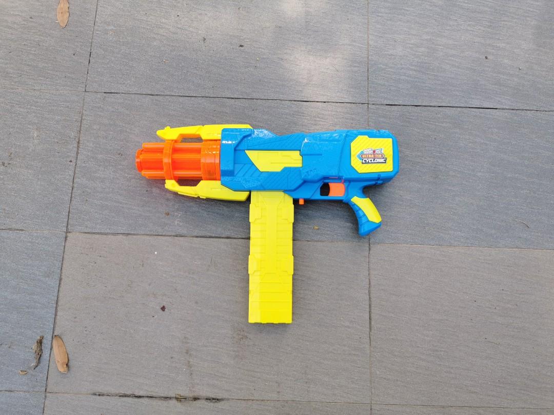 Buzz Bee (Nerf compatible) (Category: Action & Battle Toys) located in Bakri. Submitted by usedthingforsales (Listing ID 1004064459, Image 2). Description: Buzz Bee auto blaster with mag in good condition like new. Postage bear by buyer.