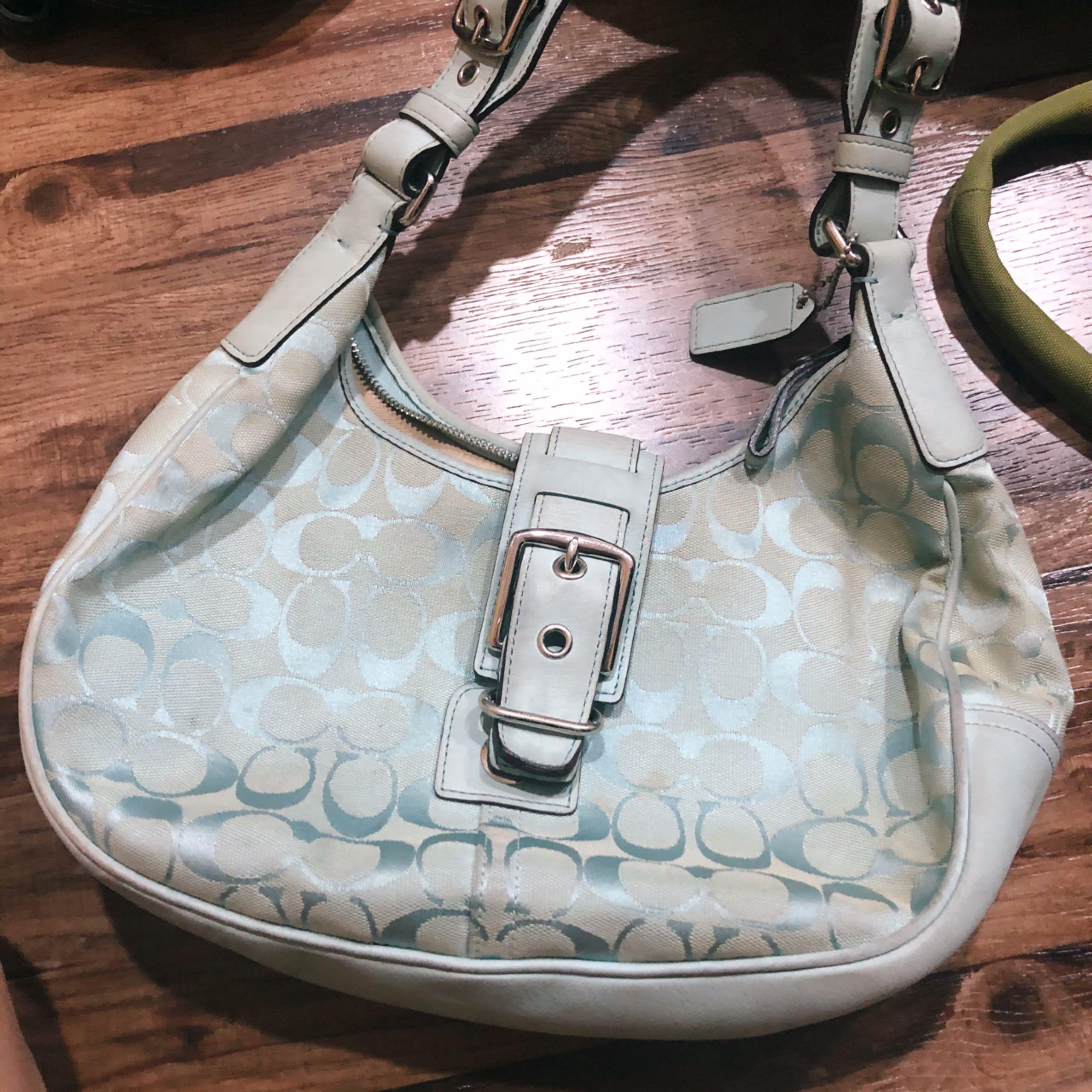 coach shoulder bag women's