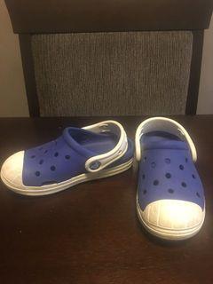 periwinkle blue crocs