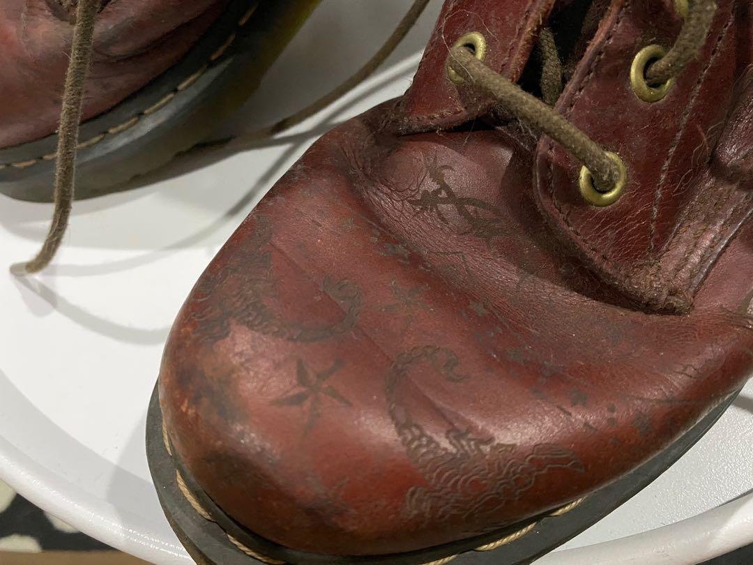 Scorpio discount dr martens