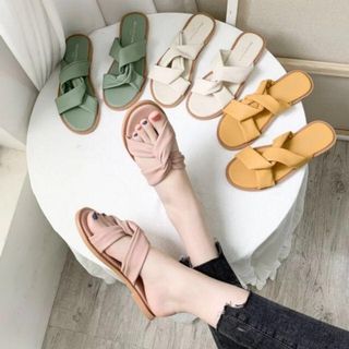 (Category: ) located in . Submitted by thriftee.shop (Listing ID 1004206726, Image 1). Description: .
