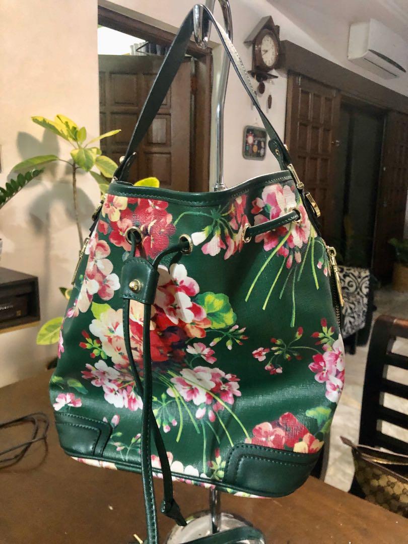 gucci flora bucket bag