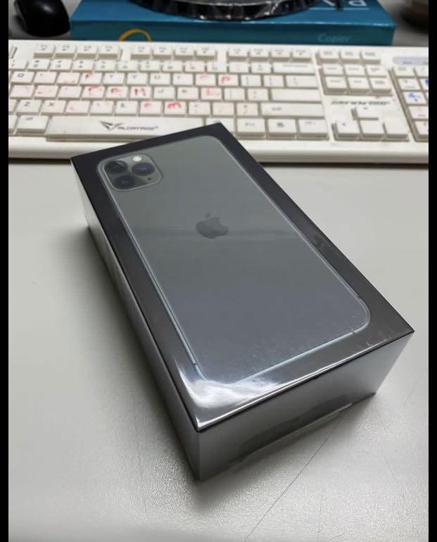 Iphone 11 Pro Max 512gb Midnight Green Mobile Phones Tablets Iphone Iphone 11 Series On Carousell