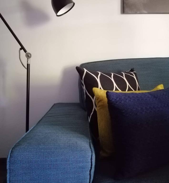 Kivik hillared dark blue deals review